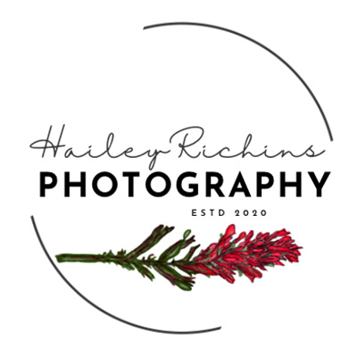 logo_haileyrichins_400x400